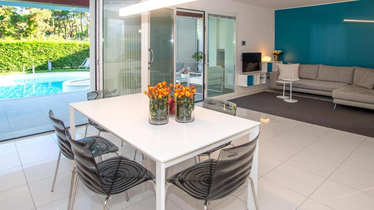 Villa Riva Beachfront Lignano Sabbiadoro Exteriér fotografie
